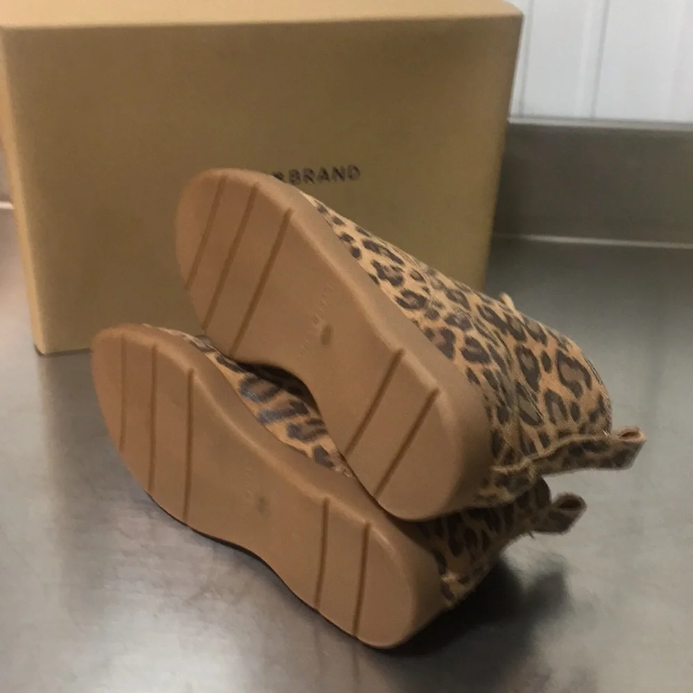 New Lucky Brand Leopard Print Suede Chukka Boots - Tan/Brown